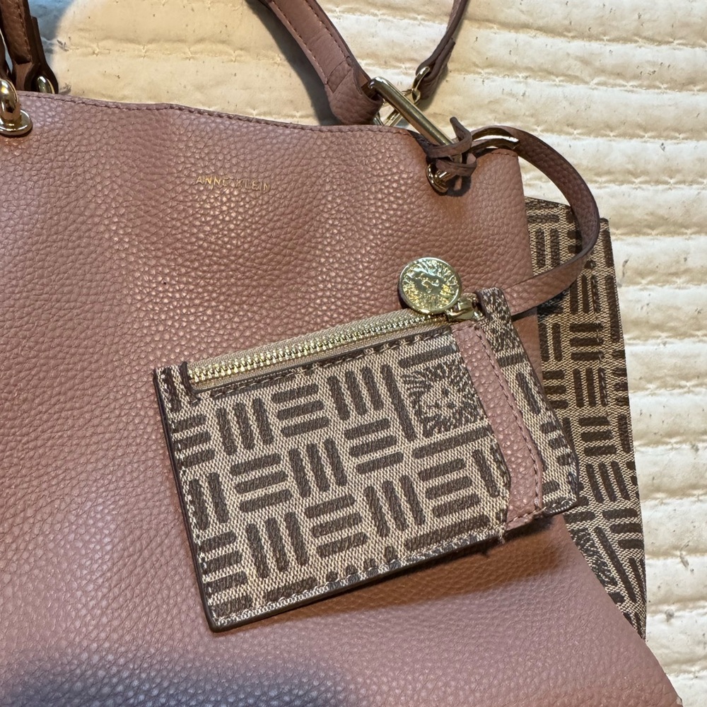 Anne Klein Handbag with Wallet - Picture 3 of 10
